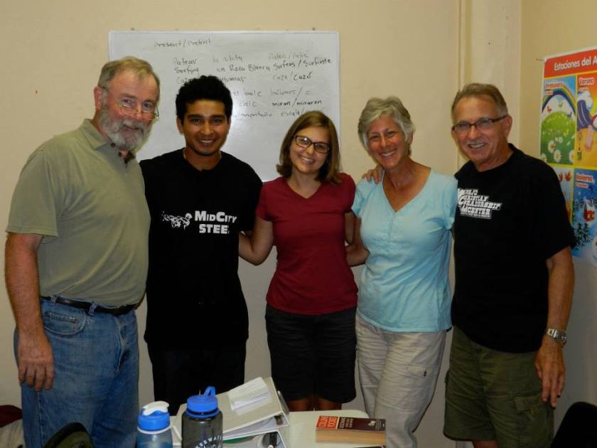 Me with my Nivel Dos classmates and our vocabulary teacher